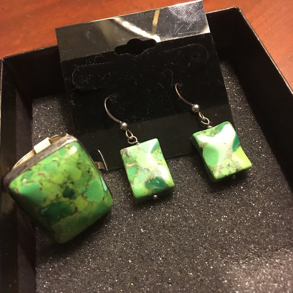 Beautiful Turquoise Sterling Silver size 6